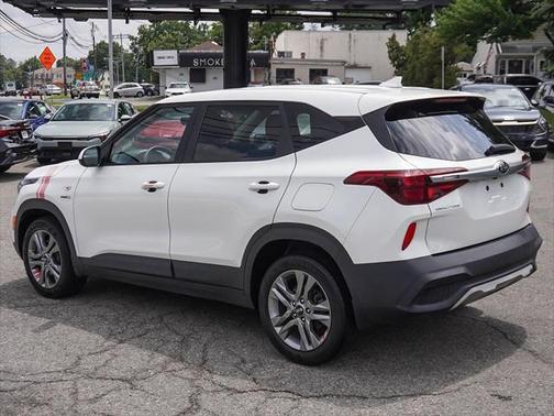 2021 Kia Seltos LX