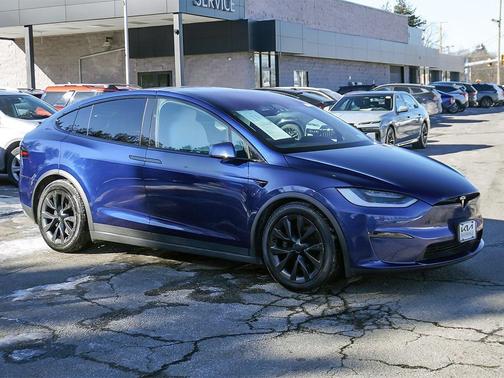 2022 Tesla Model X Dual Motor All-Wheel Drive