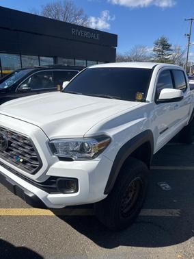 2022 Toyota Tacoma TRD Off Road