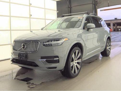 2024 Volvo XC90 Recharge Plug-In Hybrid T8 Plus 6-Seater
