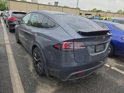 2022 Tesla Model X Dual Motor All-Wheel Drive