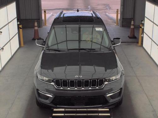 2022 Jeep Grand Cherokee Limited X