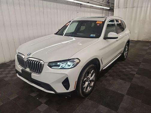 White 2023 BMW X3 xDrive30i