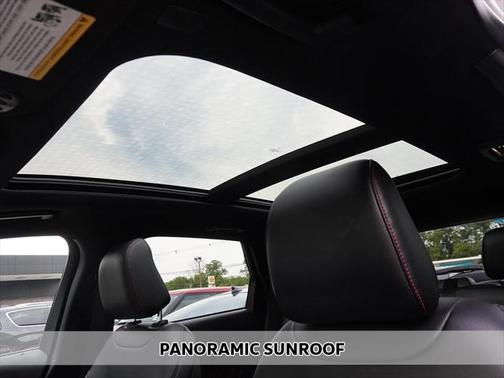 2022 Ford Edge ST Line