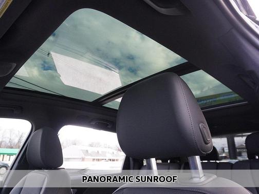 2022 Audi Q7 45 Premium Plus