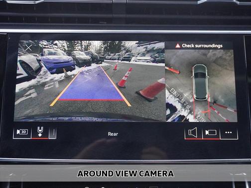 2022 Audi Q7 45 Premium Plus