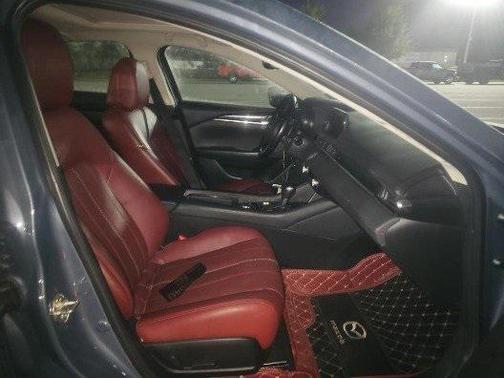2021 Mazda Mazda6 Carbon Edition