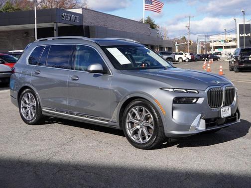 2023 BMW X7 xDrive40i