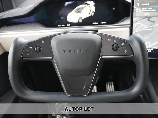 2023 Tesla Model X Plaid Tri Motor All-Wheel Drive