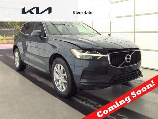 2020 Volvo XC60 T5 Momentum