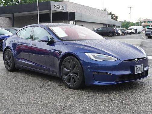 2022 Tesla Model S Base