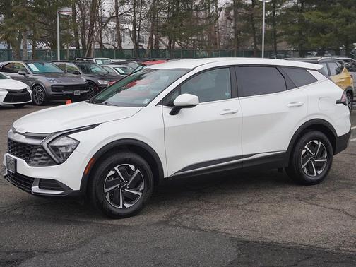 2023 Kia Sportage Hybrid LX