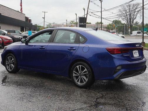 Deep Sea Blue 2023 Kia Forte LXS