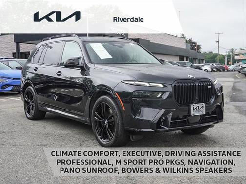 2024 BMW X7 M60i