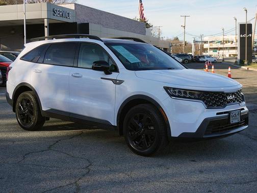 2022 Kia Sorento S