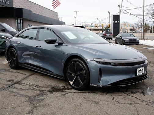 2024 Lucid Air Touring