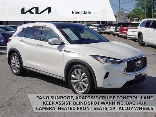 2022 INFINITI QX50 LUXE AWD