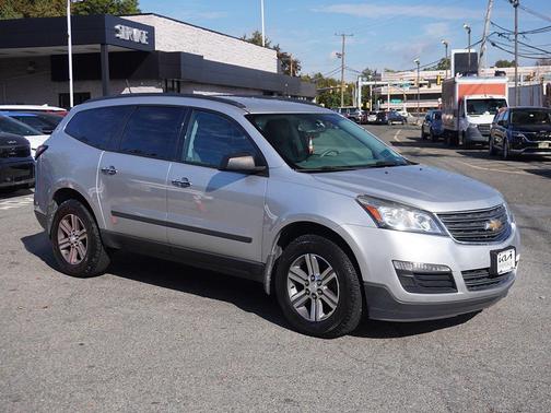 2017 Chevrolet Traverse LS