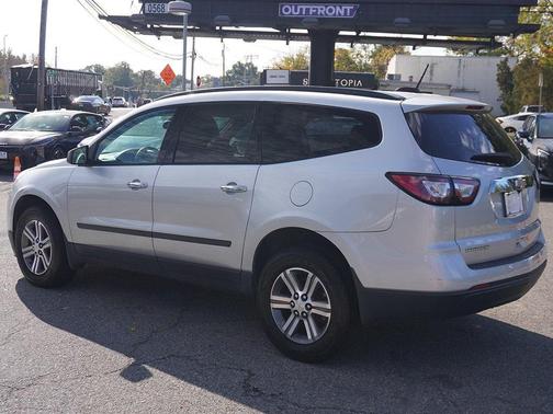 2017 Chevrolet Traverse LS