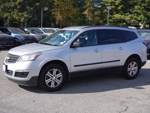 2017 Chevrolet Traverse LS