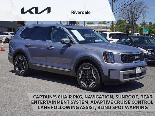 Everlasting Silver 2023 Kia Telluride EX