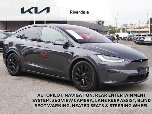2022 Tesla Model X Dual Motor All-Wheel Drive