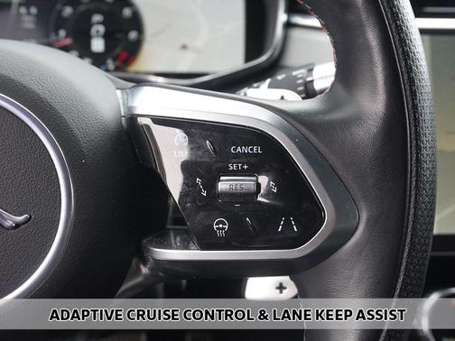 2022 Jaguar F-PACE SVR P550 AWD Automatic