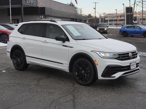 2022 Volkswagen Tiguan 2.0T SE R-Line Black 4MOTION