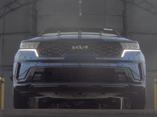2023 Kia Sorento SX