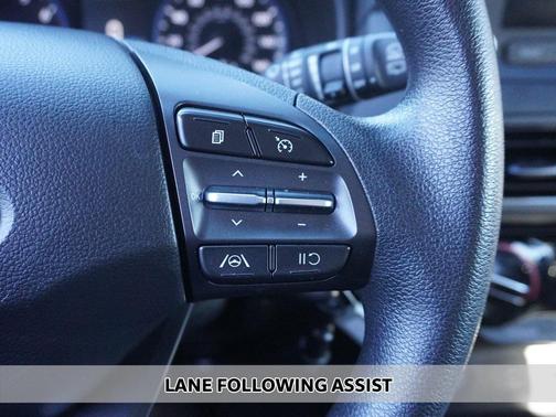 2023 Hyundai KONA SE