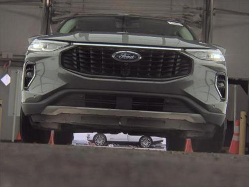 2023 Ford Escape Platinum