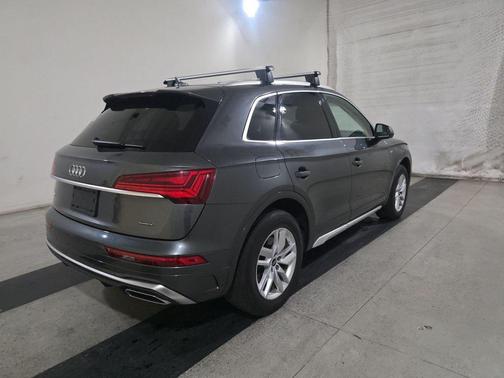 2022 Audi Q5 45 S line Premium