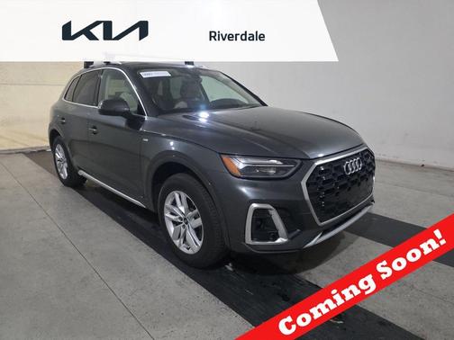 2022 Audi Q5 45 S line Premium