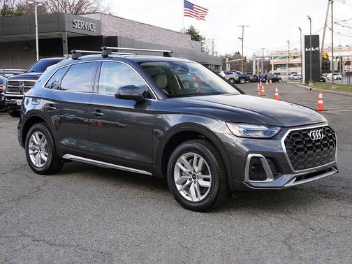 2022 Audi Q5 45 S line Premium