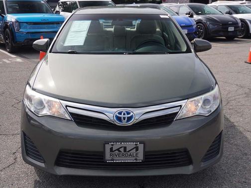 2012 Toyota Camry Hybrid LE
