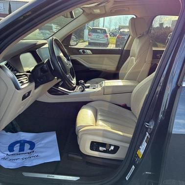 2019 BMW X7 xDrive40i