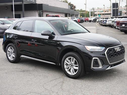 2023 Audi Q5 45 S line Premium