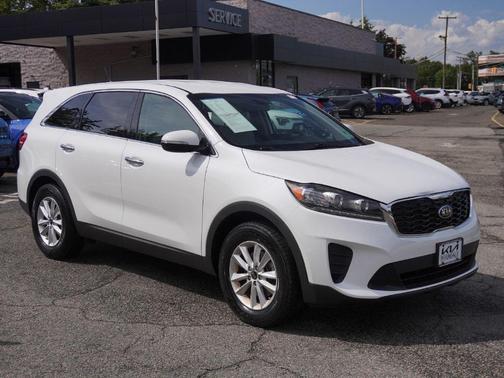 2019 Kia Sorento LX