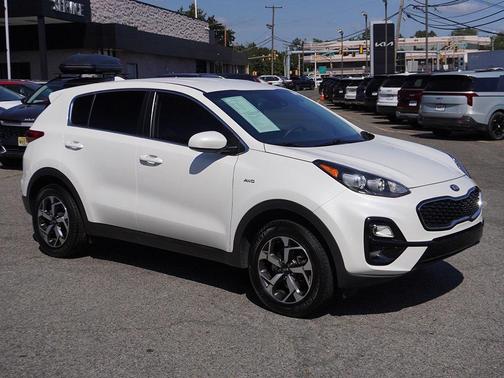 2022 Kia Sportage LX