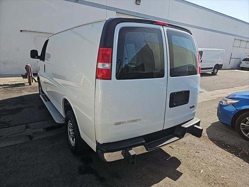2023 GMC Savana 2500 Work Van