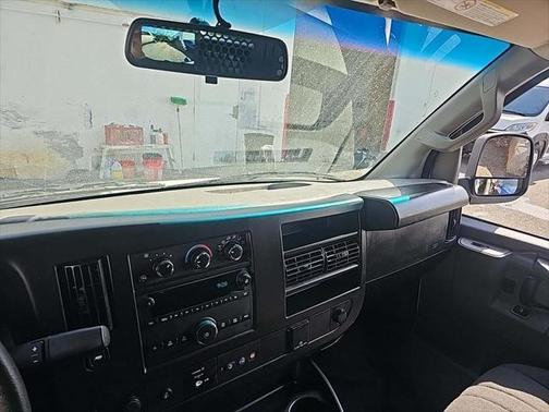 2023 GMC Savana 2500 Work Van