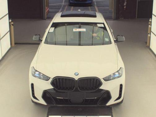 Alpine White 2024 BMW X6 xDrive40i