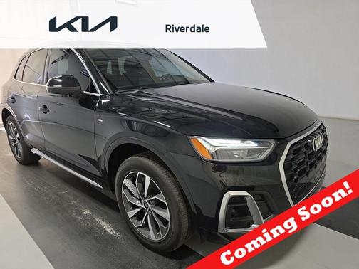 2023 Audi Q5 45 S line Premium