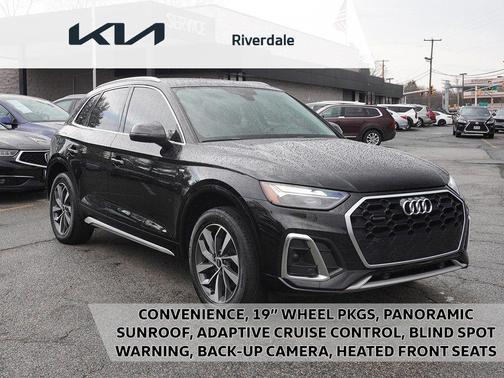 2023 Audi Q5 45 S line Premium