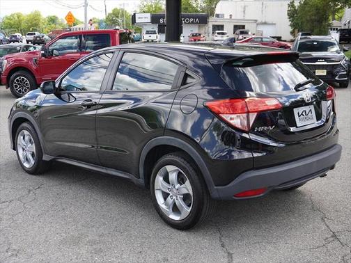 2016 Honda HR-V LX