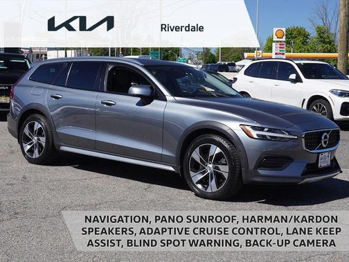 Gray 2020 Volvo V60 Cross Country T5