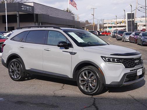 2022 Kia Sorento SX