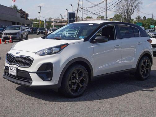 Clear White 2020 Kia Sportage LX