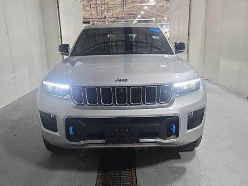 2023 Jeep Grand Cherokee 4xe Overland