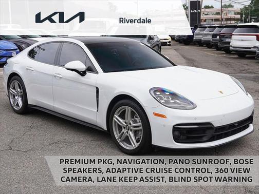 2021 Porsche Panamera 4